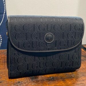 Black Gucci Medium Size Purse